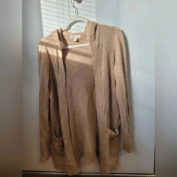 Micheal Kors tan hooded cardigan size M. It has an open from with a hood on - Picture 2 of 9